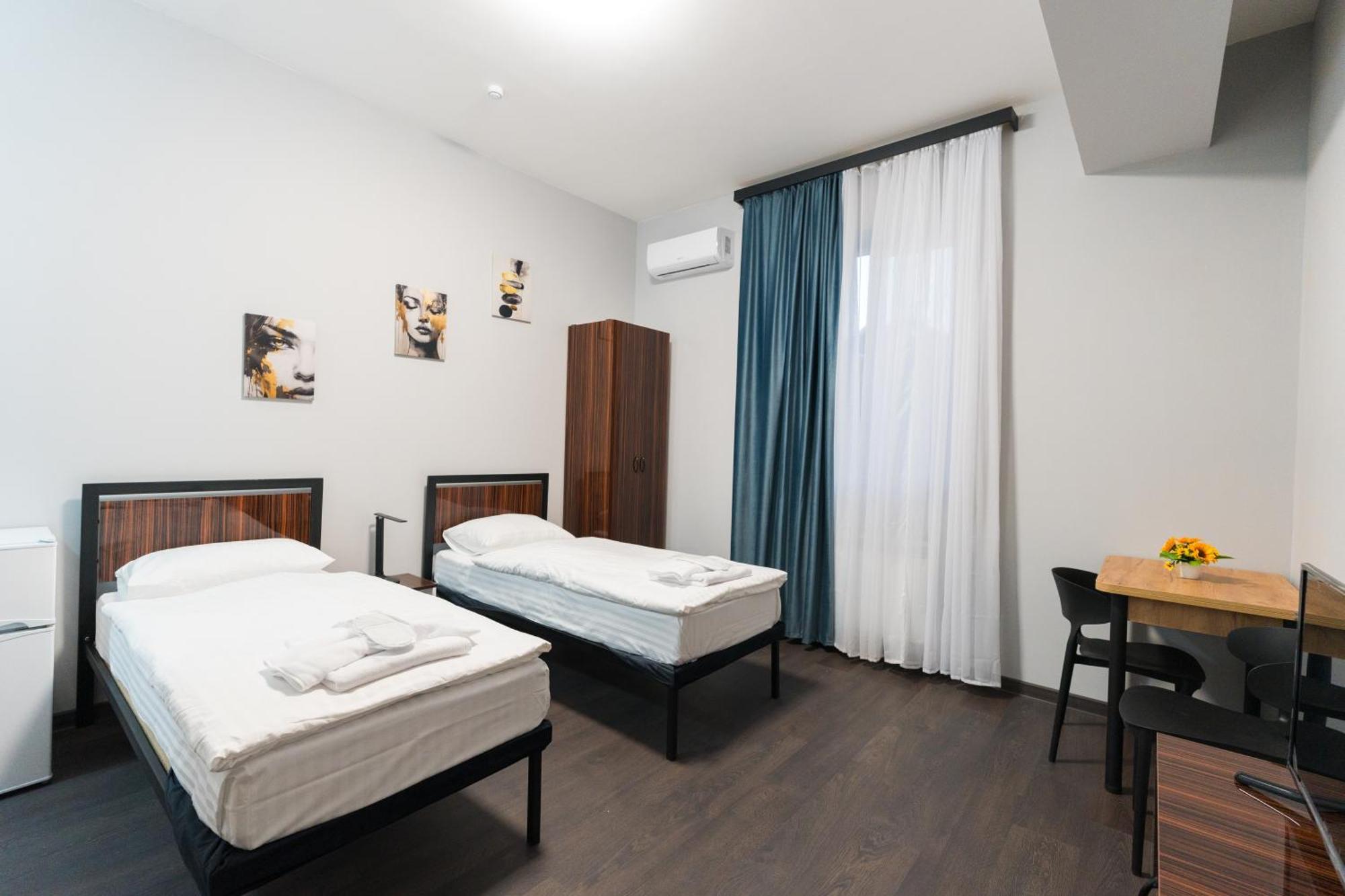 Gh Family Hotel Erévan Extérieur photo
