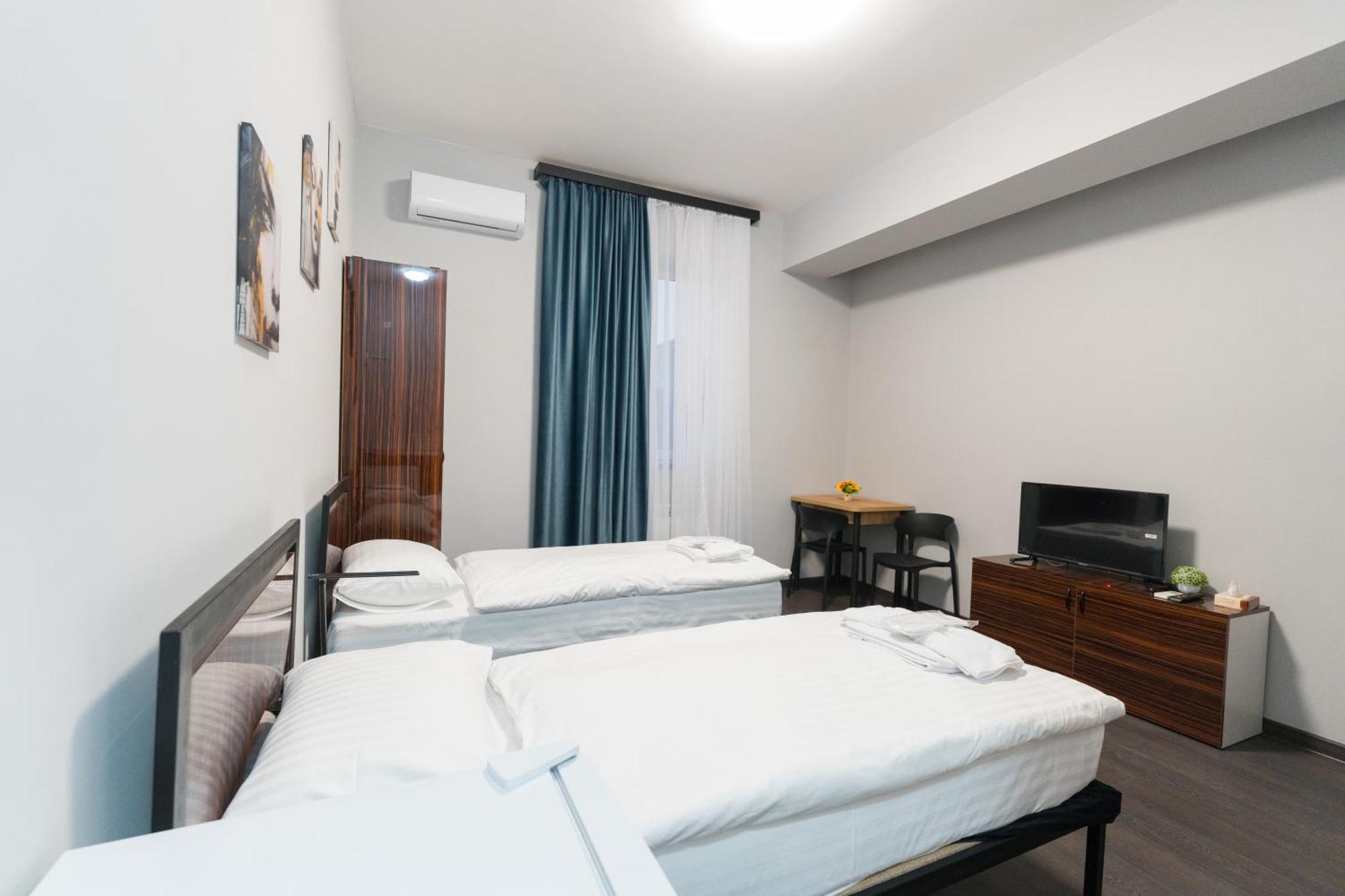 Gh Family Hotel Erévan Extérieur photo